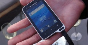 sony-ericsson-xperia-active-6